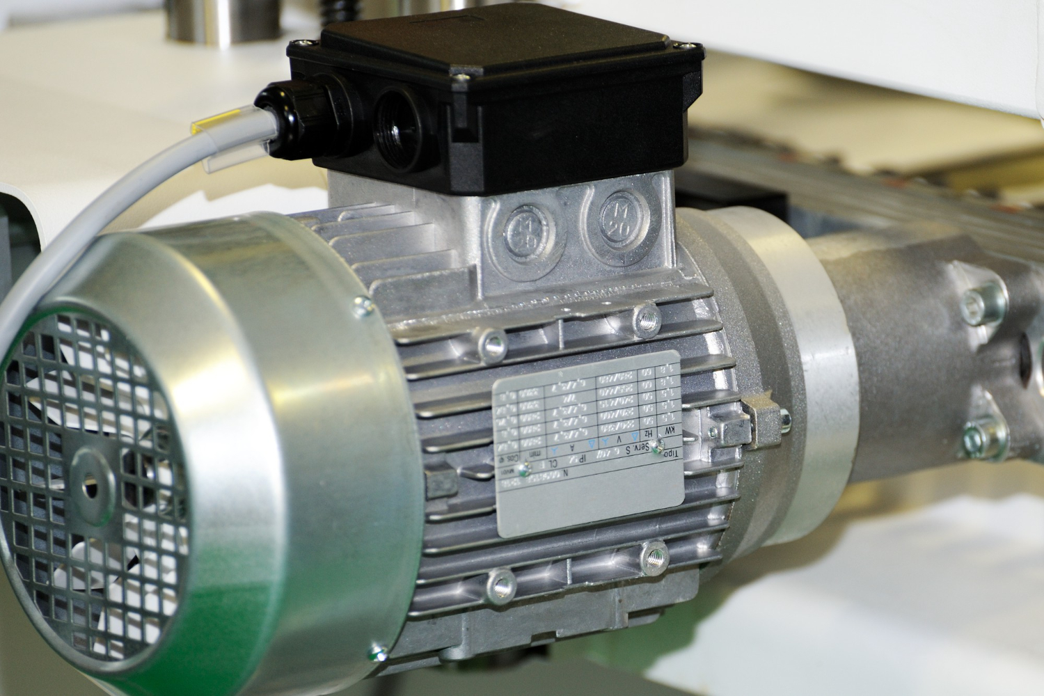 Rotary Vane Vacuum Pump