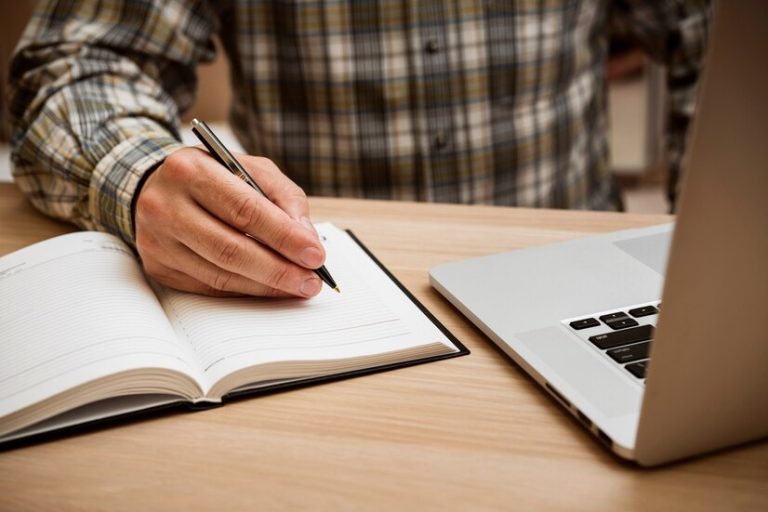 The Ultimate Guide To Academic Writing: How To Write With Clarity ...